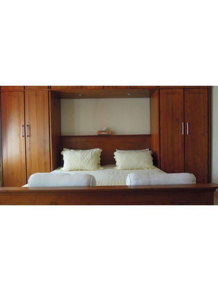 Frangipani Apartment Dehiwala-Mount Lavinia Екстериор снимка